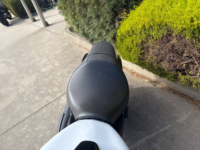 2012 Kawasaki VULCAN 900 CUSTOM White