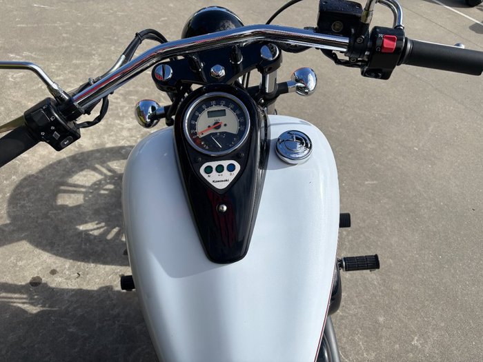 2012 Kawasaki VULCAN 900 CUSTOM White