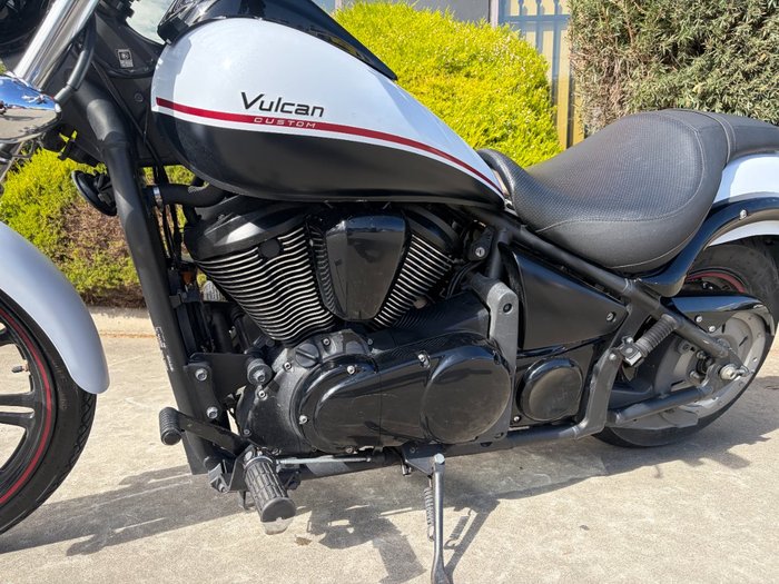 2012 Kawasaki VULCAN 900 CUSTOM White