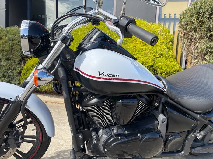 2012 Kawasaki VULCAN 900 CUSTOM White