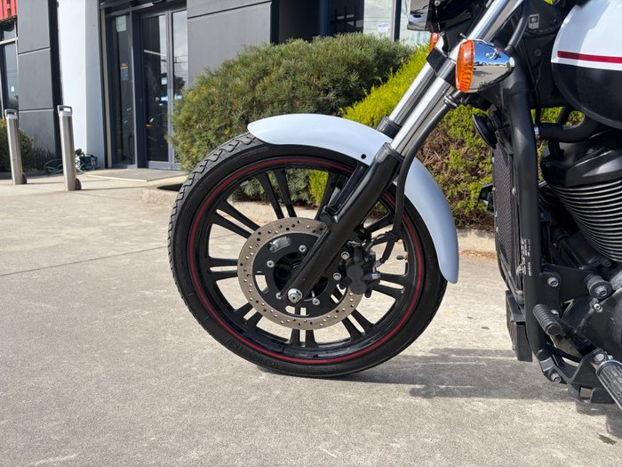 2012 Kawasaki VULCAN 900 CUSTOM White