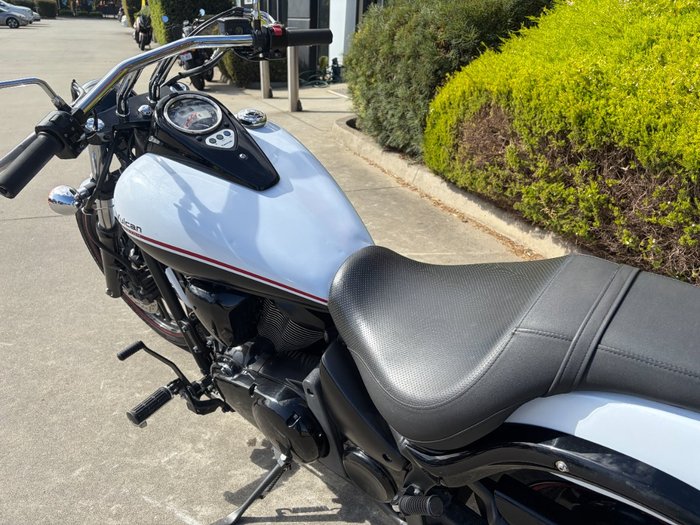 2012 Kawasaki VULCAN 900 CUSTOM White