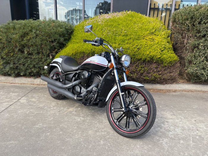 2012 Kawasaki VULCAN 900 CUSTOM White