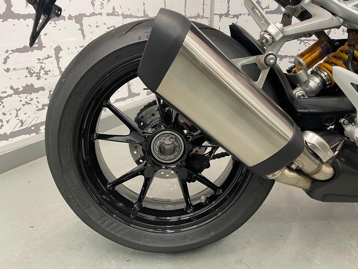 2024 Triumph Speed Triple RS 1200 Speed Triple Red