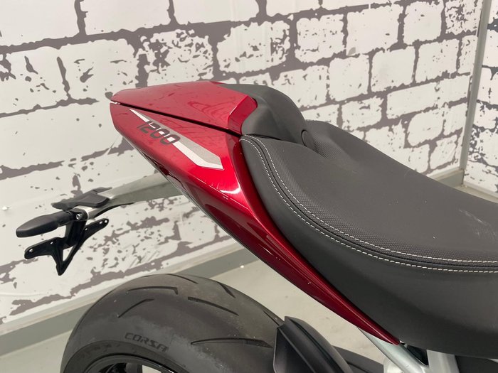2024 Triumph Speed Triple RS 1200 Speed Triple Red