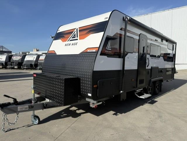 2026 New Age Caravans Road Owl 21Ft My26 3 Bunks