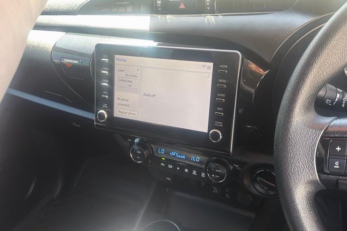 2024 Toyota Hilux SR 48V