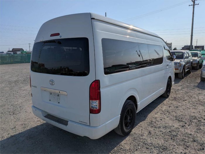 2010 Toyota Hiace