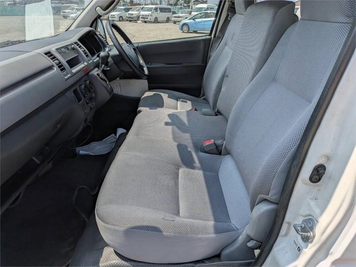 2005 Toyota Hiace