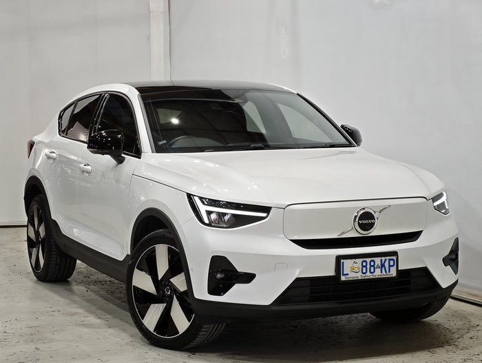 2022 Volvo C40