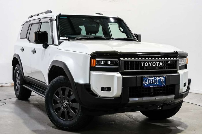 2024 Toyota Landcruiser Prado