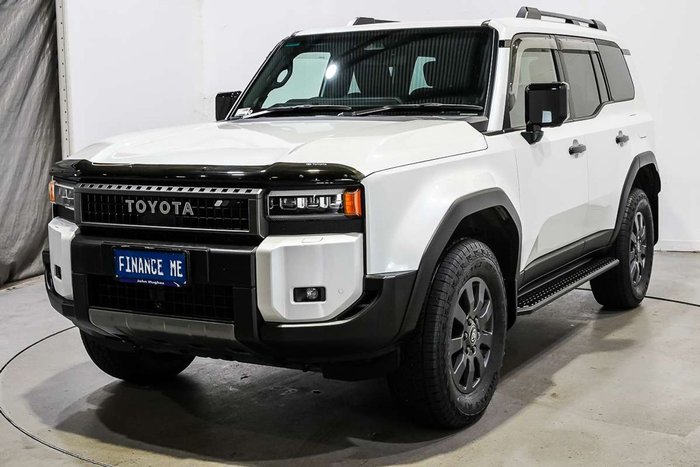 2024 Toyota Landcruiser Prado
