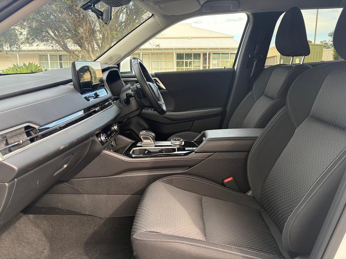 2025 Mitsubishi Outlander LS