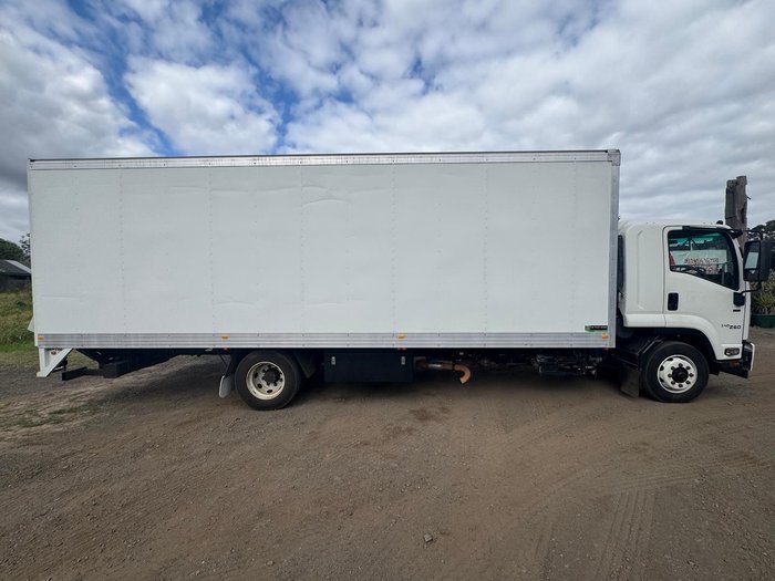 2018 Isuzu F Series FSD140/120-260