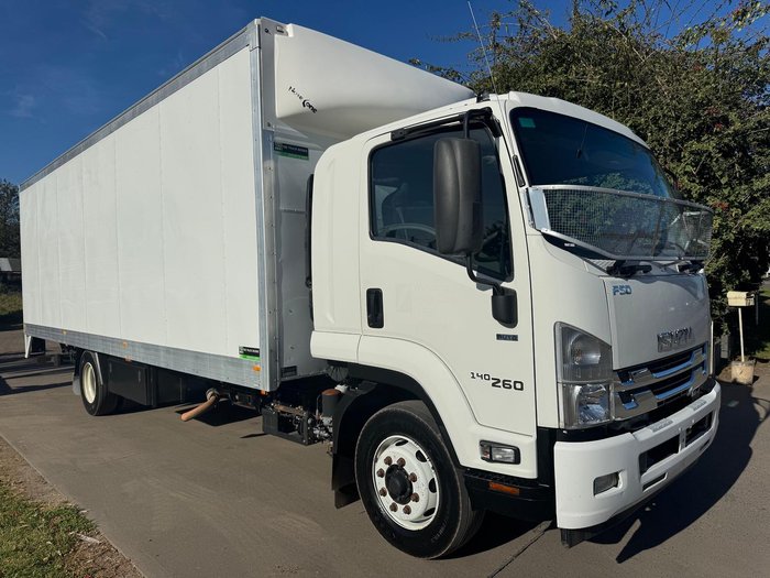 2018 Isuzu F Series