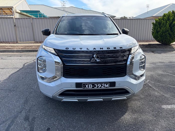 2023 Mitsubishi Outlander Exceed Tourer