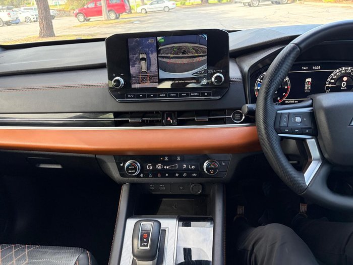 2023 Mitsubishi Outlander Exceed Tourer