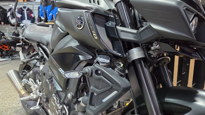 2018 Yamaha MT-10A Black