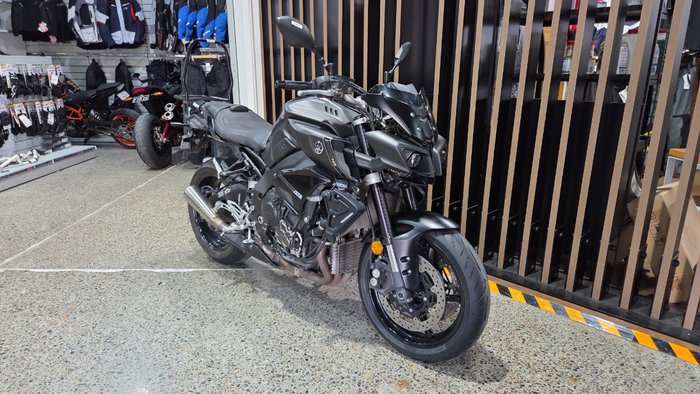 2018 Yamaha MT-10A Black