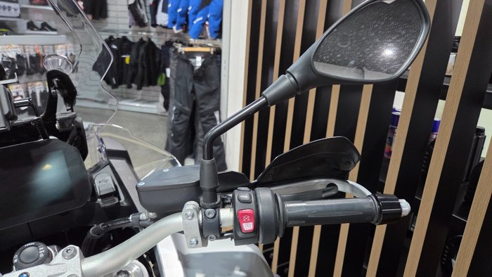 2025 BMW Motorrad F 900 GS ADVENTURE RIDE PRO LIGHT WHITE