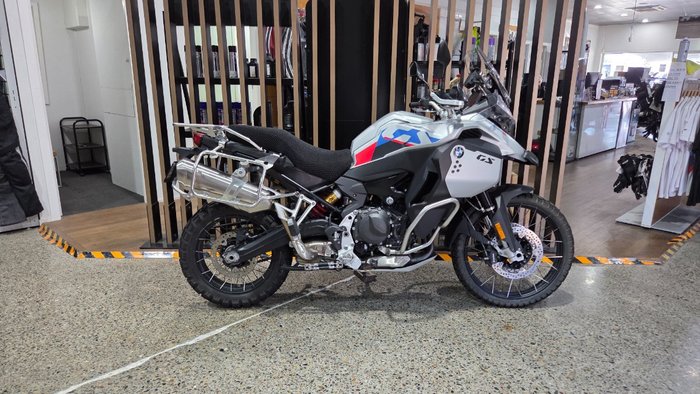 2025 BMW Motorrad F 900 GS ADVENTURE RIDE PRO LIGHT WHITE