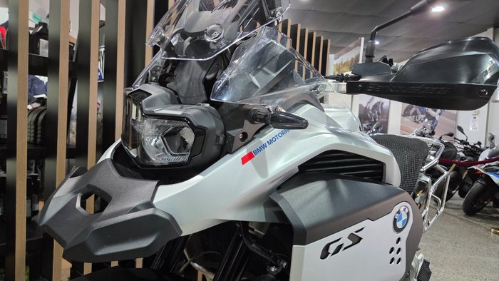 2025 BMW Motorrad F 900 GS ADVENTURE RIDE PRO LIGHT WHITE