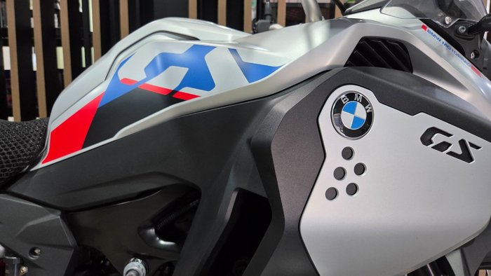 2025 BMW Motorrad F 900 GS ADVENTURE RIDE PRO LIGHT WHITE