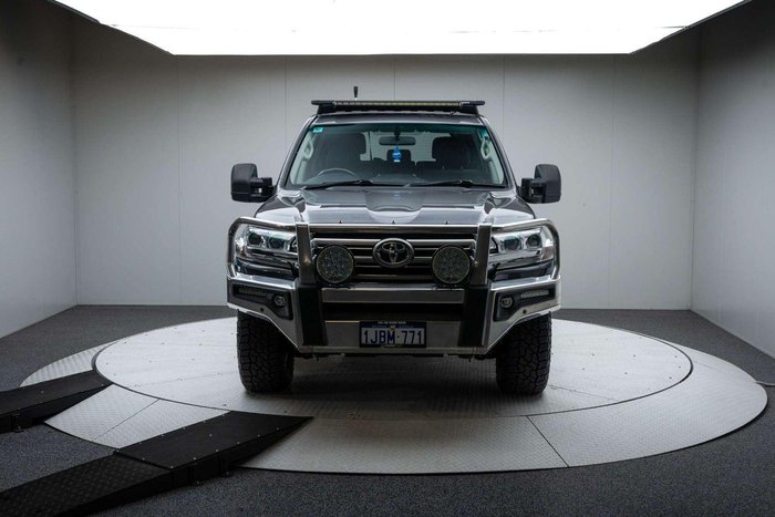 2019 Toyota Landcruiser