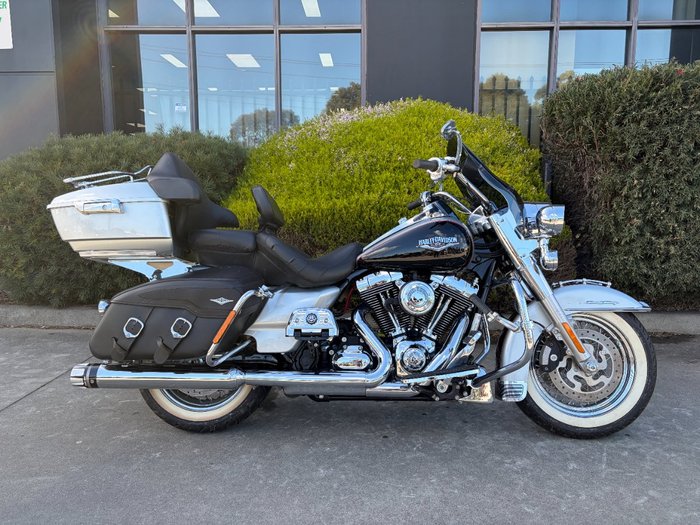 2015 HARLEY-DAVIDSON