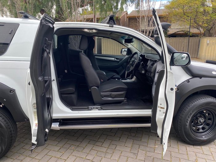 2014 Isuzu D-MAX LS-U