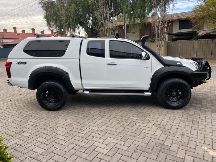 2014 Isuzu D-MAX LS-U
