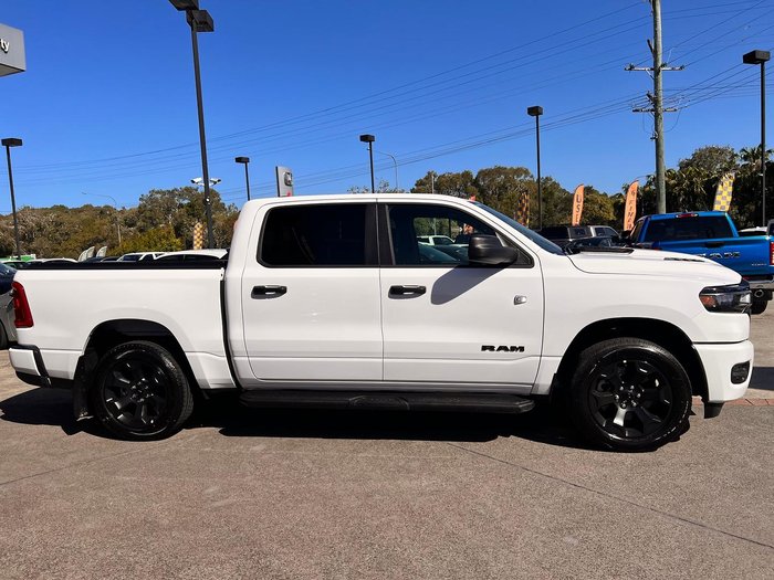 2026 RAM 1500 Express Black Edition Hurricane SO