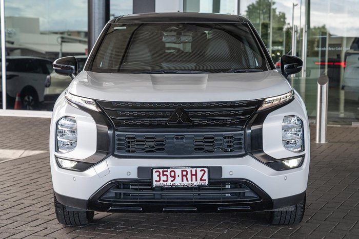 2023 Mitsubishi Outlander LS Black Edition