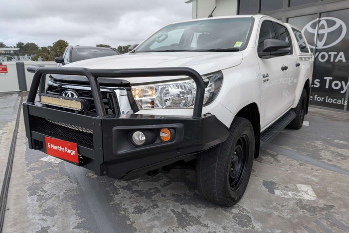 2018 Toyota Hilux SR