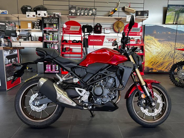 Honda CB300R (CB300RA) CB300