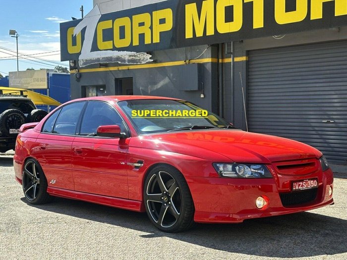 2004 Holden Commodore