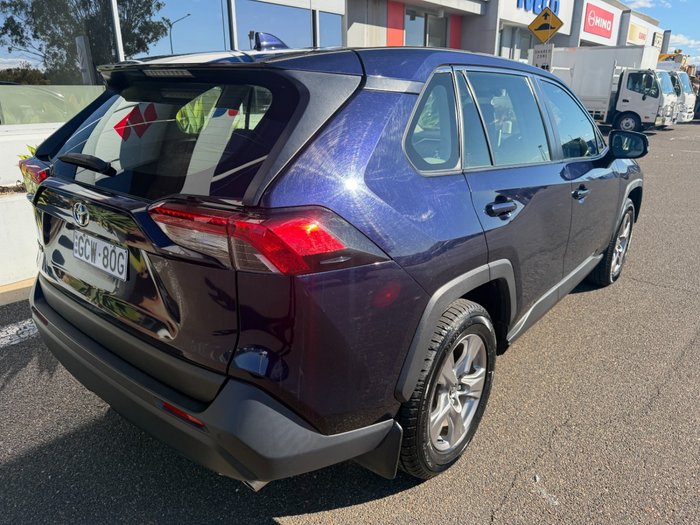 2022 Toyota RAV4 GX