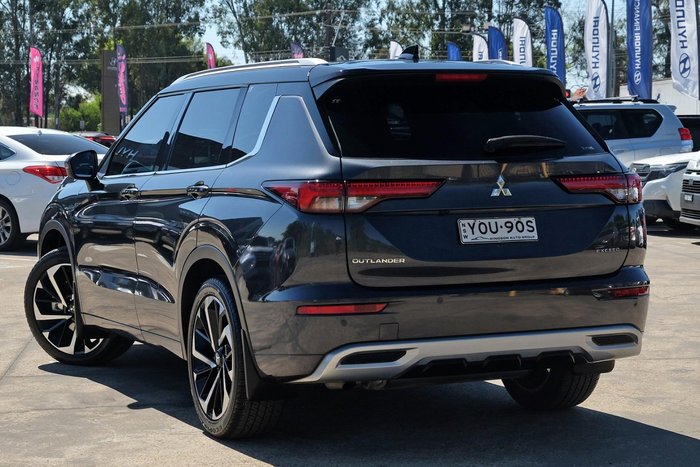 2024 Mitsubishi Outlander Exceed Tourer