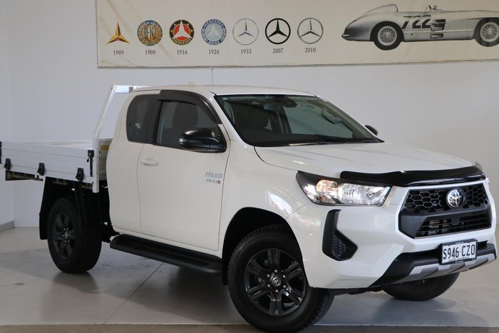 2024 Toyota Hilux