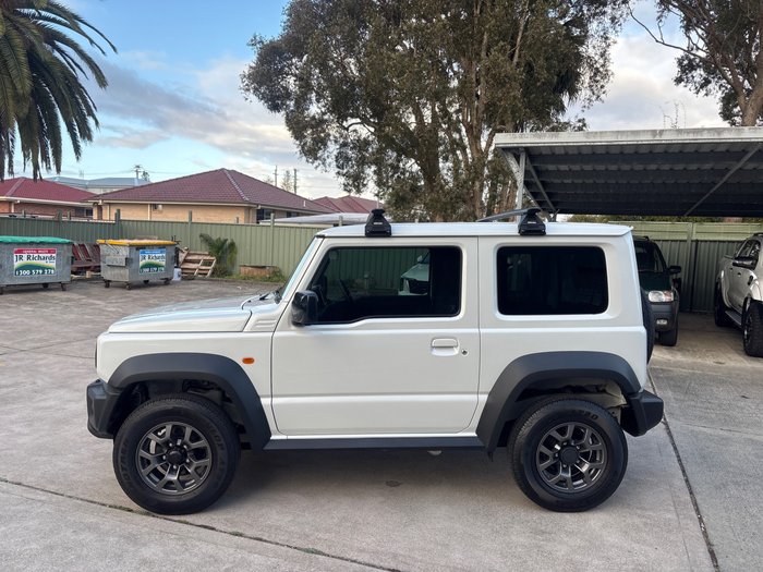2025 Suzuki Jimny GLX