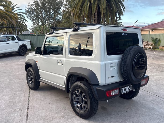 2025 Suzuki Jimny GLX