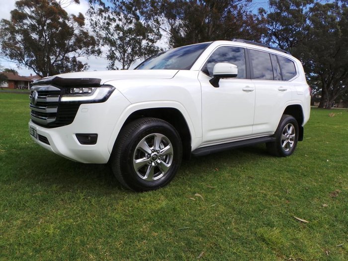 2024 Toyota Landcruiser