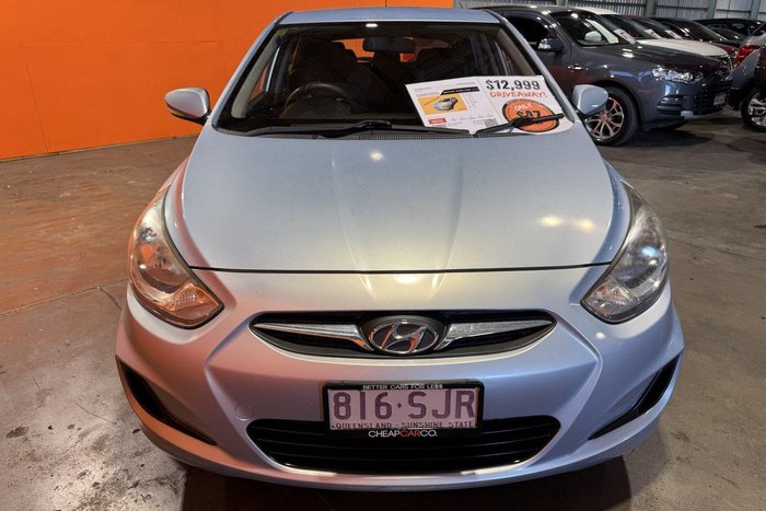 2012 Hyundai Accent Active