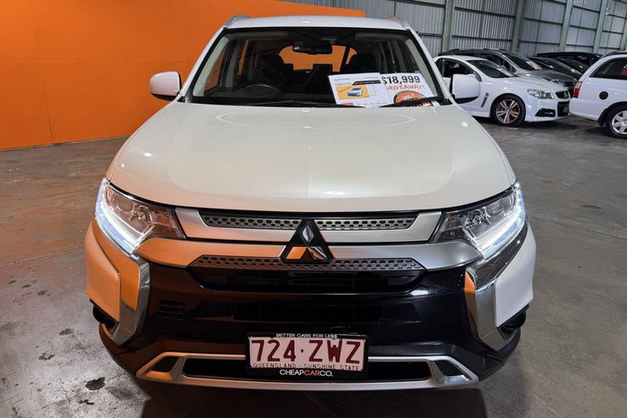 2020 Mitsubishi Outlander ES