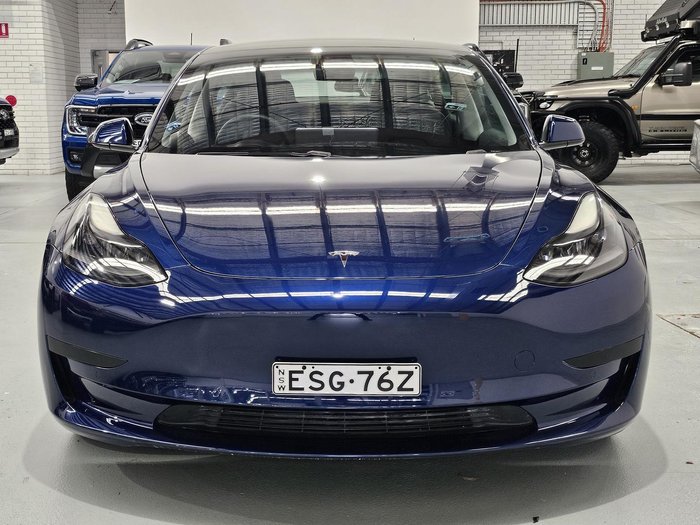 2022 Tesla Model 3 Rear-Wheel Drive