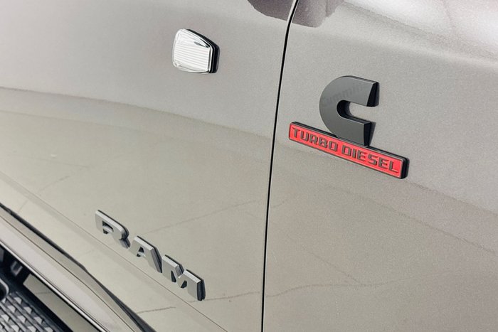 2026 RAM 2500 Laramie Rambox