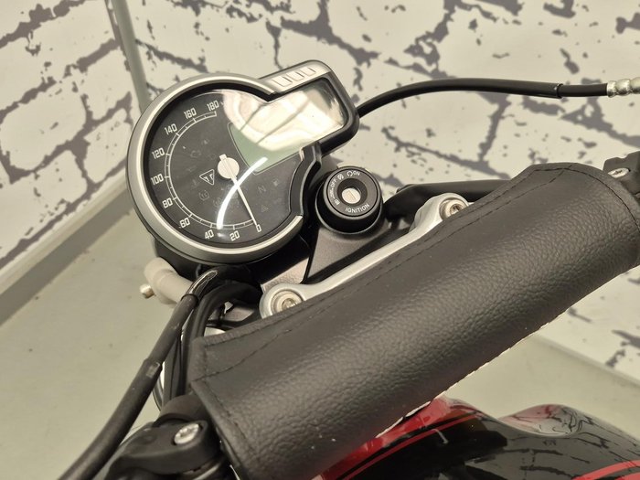 2025 Triumph Scrambler 400 X Scrambler Red