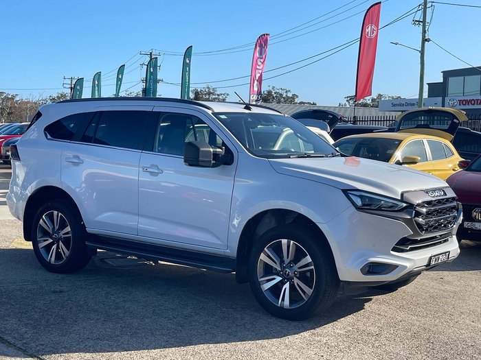 2024 Isuzu MU-X LS-T