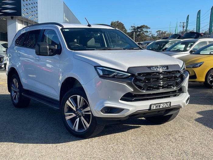 2024 Isuzu MU-X LS-T