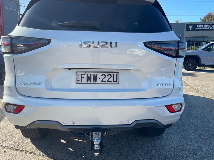2024 Isuzu MU-X LS-T